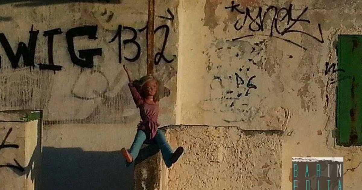 Bari, la bambola sulla tangenziale: �Segnala i turni delle prostitute�